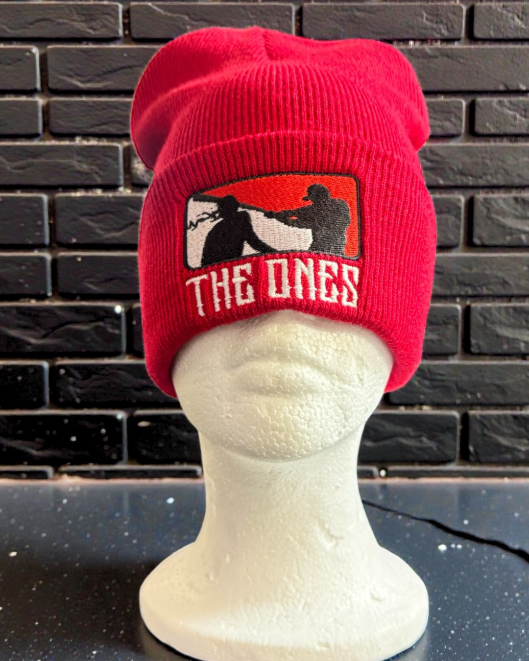 HG Toque | The Ones